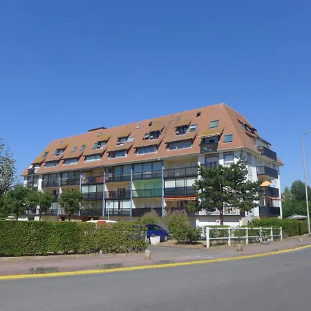 Deauville 1 Et 2-27 By Interhome