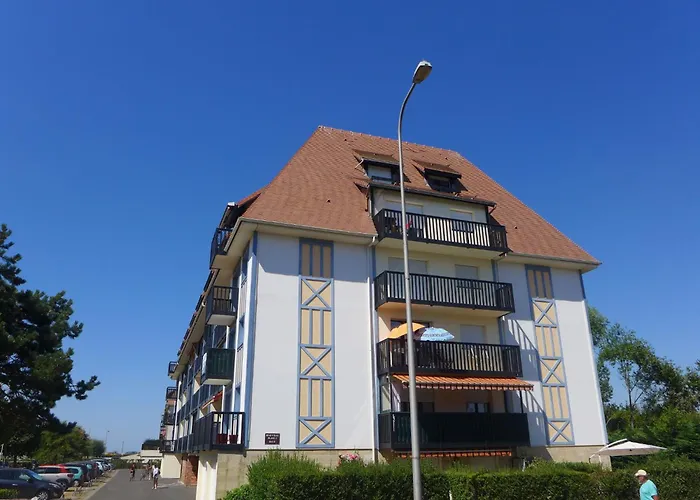 Deauville 1 Et 2-27 By Interhome Lejlighed *